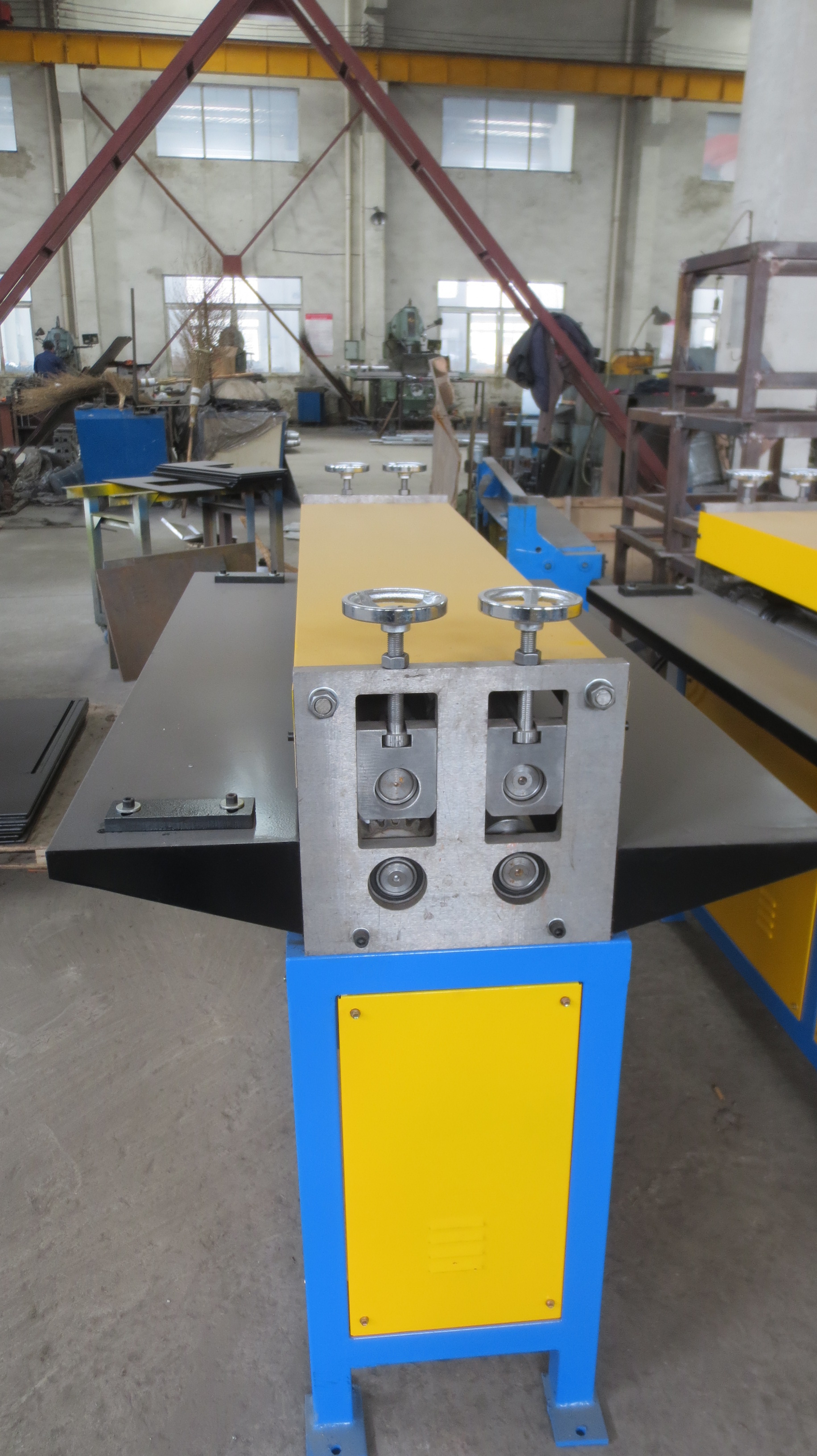 Preda Grooving Machine I (2) Preda Machine_Auto duct line, spiral